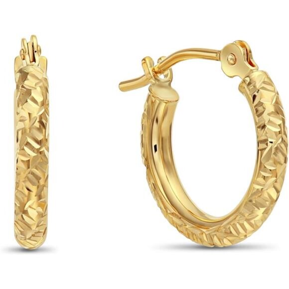 14k Gold Hand Engraved Diamond-cut Round Hoop, (0.5 inch Diameter) Trendy